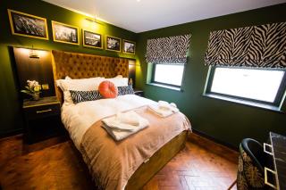Luxury Travel Emporium LS1 - Luxury City Centre Apartments - Leeds - 1