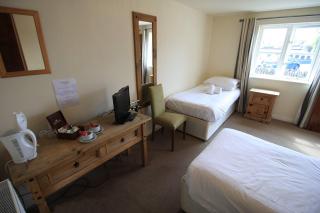 The Riverside - Lechlade - 8