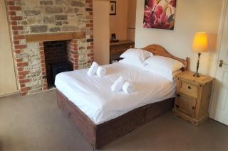 The Riverside - Lechlade - 5