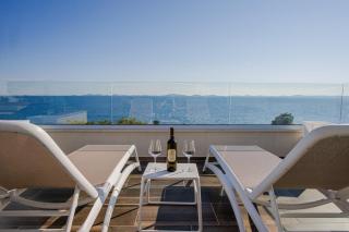 Exclusive Seaside Dream Apartments - Murter - 3