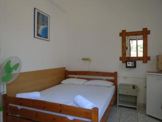 Orfeas Rooms - Vasiliki - 1