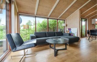 Gorgeous Home In Egå With Wifi - Åstrup - 8