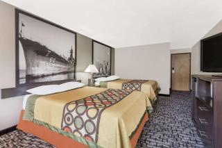 Super 8 by Wyndham Bremerton - Bremerton - 7