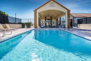 Days Inn by Wyndham Phoenix North - Phoenix - 8