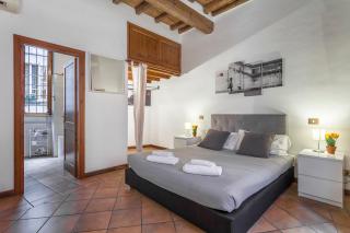 Balestrari Palace close to Campo dei Fiori Piazza Navona Piazza Venezia - 6