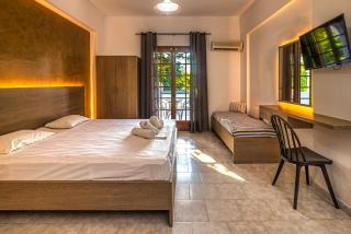 Amarylis Beachfront Studios - Amoudi - 2