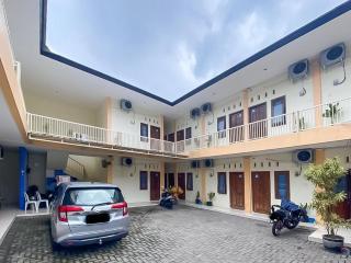 RedDoorz Syariah @ Pahlawan Sidoarjo - Sidoarjo - 3