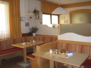 Gasthof Strobl Waldfrieden Garni - Strass im Attergau - 2