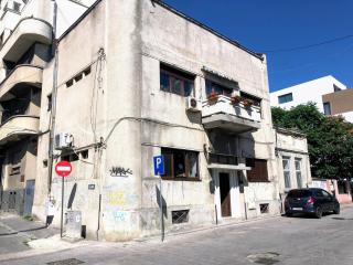 Unique Old Town Home 2min to Beach and Harbour Private Entrance - Constanţa - 3