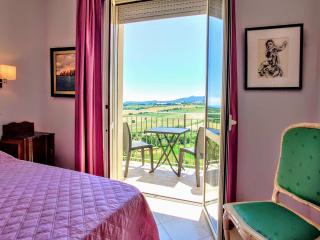 Arts Club Suite & Spa - 6