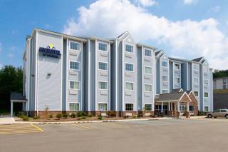 Microtel Inn & Suites by Wyndham Waynesburg - Waynesburg - 6