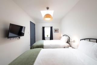 Cedar Apartments - Bristol - 6