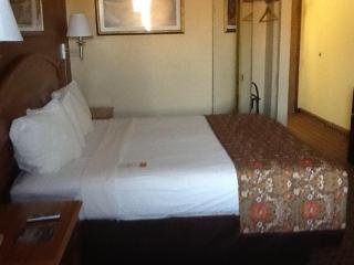 Super 8 by Wyndham Charleston Sikeston East MO - Charleston - 7