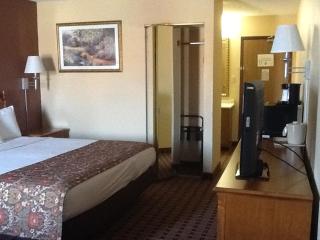 Super 8 by Wyndham Charleston Sikeston East MO - Charleston - 6