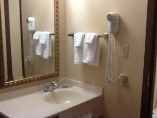 Super 8 by Wyndham Charleston Sikeston East MO - Charleston - 4