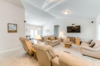 A Home Away - Orange - 6