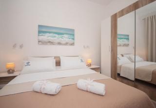 Two-bedroom apartment with garden - 1