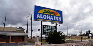 Aloha Inn - 9
