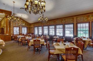 Y O Ranch Hotel and Conference Center - 5