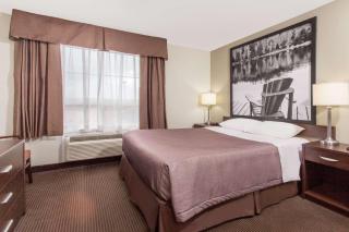 Super 8 by Wyndham Red Lake ON - Red Lake - 1