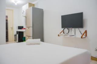 New Furnished with Cozy Stay Studio Apartment at M-Town Residence By Travelio - 7