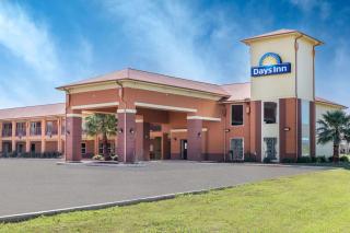 Days Inn by Wyndham Dilley - Dilley - 0