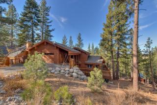 Northstar Conifer Luxury Home home - Truckee - 8