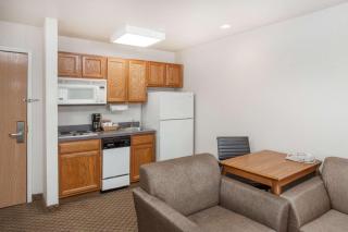 Hawthorn Extended Stay by Wyndham Decatur - Decatur - 3