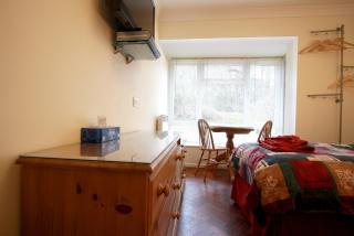 Abacus Bed and Breakfast, Blackwater, Hampshire - 7