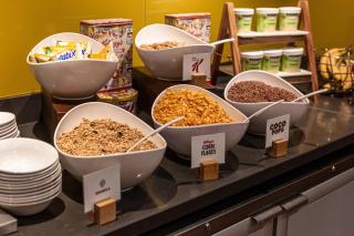 Holiday Inn Express Edinburgh Airport by IHG - Ingliston - 9