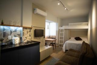 Flat Beverly Hills 307 - 8