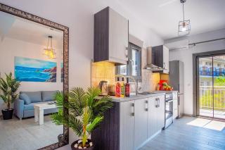 Serenity Luxe Suites - Parga - 0