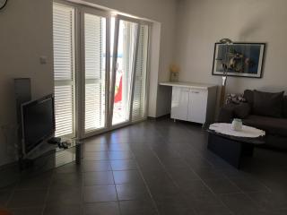 Apartments More - Pirovac - 5