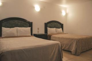 Hotel Latino - 1