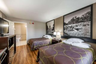 Super 8 by Wyndham Alexander City - Alexander City - 1
