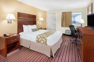 Baymont by Wyndham Bowling Green - Bowling Green - 4