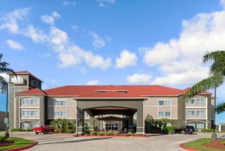 La Quinta Inn & Suites by Wyndham Mercedes Outlet Mall - Mercedes - 9