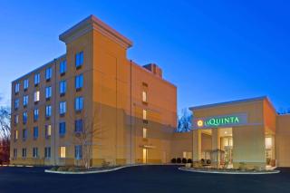 La Quinta by Wyndham Danbury - Danbury - 0