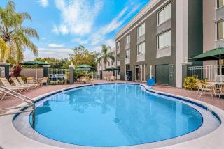 La Quinta by Wyndham Naples Downtown - Naples - 9