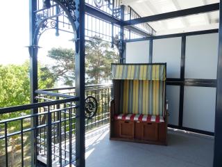 Villa Strandblick in Binz, FeWos direkt am Strand mit Balkon und teilweise mit Meerblick - Binz - 6