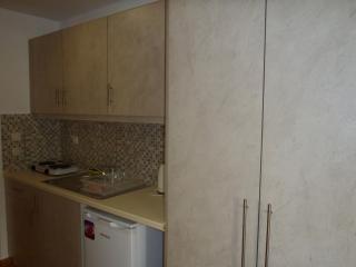 Loukas Apartments On The Waves - Tragaki - 5