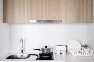 Muji Studio 1 - Seaview at 218 Tropicana Near Komtar Food Heaven with Netflix & TV Box - George Town - 2