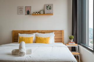 Muji Studio 1 - Seaview at 218 Tropicana Near Komtar Food Heaven with Netflix & TV Box - George Town - 8