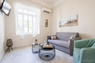 Pier Apartments - 8