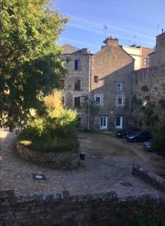 La Vue des Remparts - Dinan - 8
