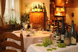Alpenblick Hotel & Restaurant Wilderswil by Interlaken - Wilderswil - 1