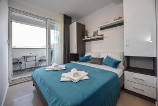 Pool Apartments & Rooms Mare - Novalja - 6