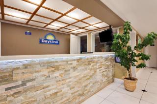 Days Inn by Wyndham Lakewood South Tacoma - Lakewood - 5