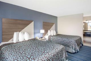 Days Inn by Wyndham Salem, Illinois - 6