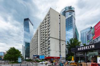 Warsaw Central Apartments by Noclegi Renters - 5